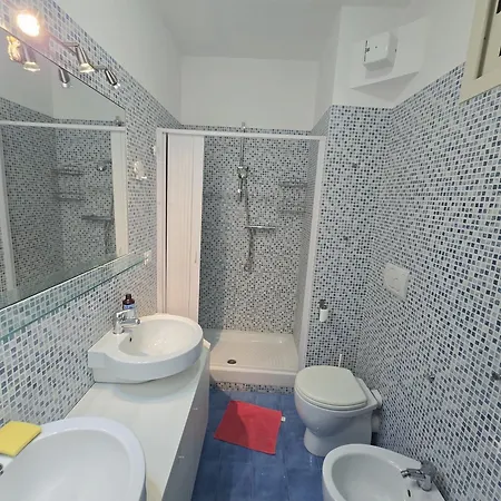 Sofia Apartment, A Pochi Passi Dal Mare Rif A765 Appartamento *